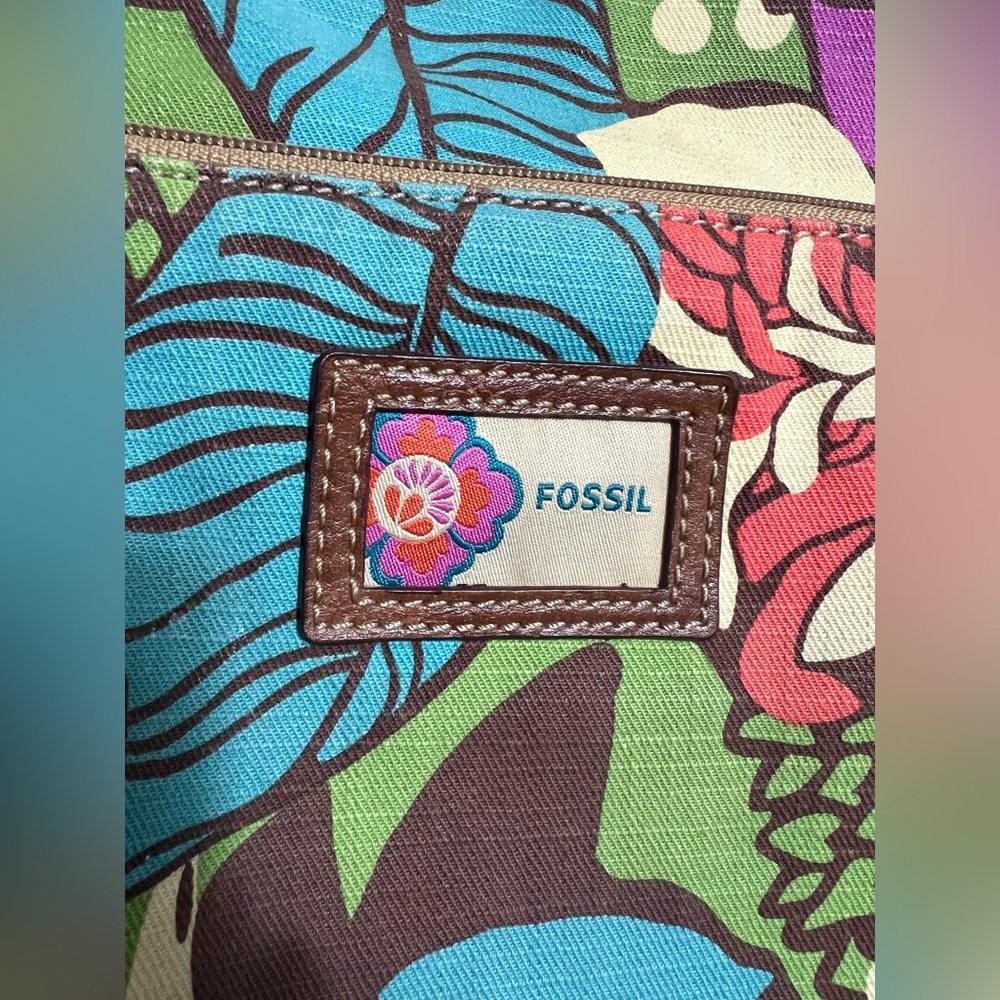 Fossil Crossbody Bag with Adjustable Strap - Picture 4 of 13